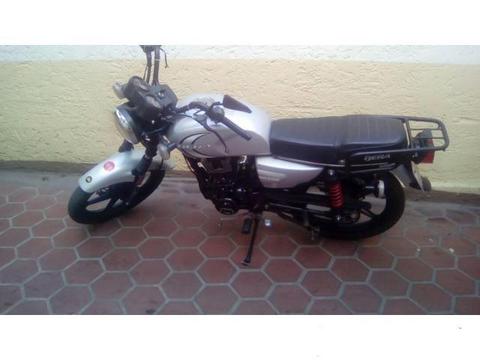 MOTO BERA 200