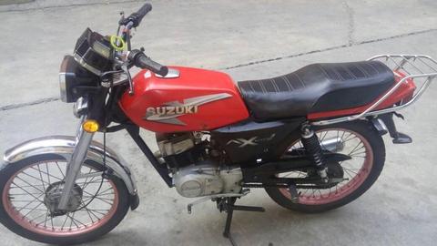 Moto suzuki ax100