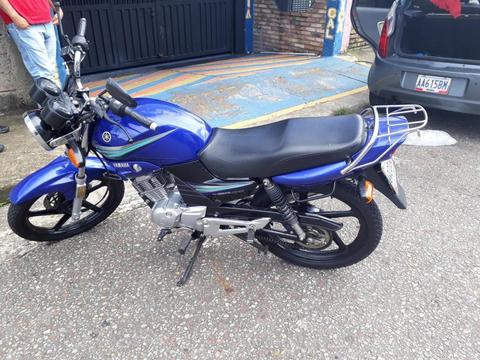 SE VENDE YBR125 2015