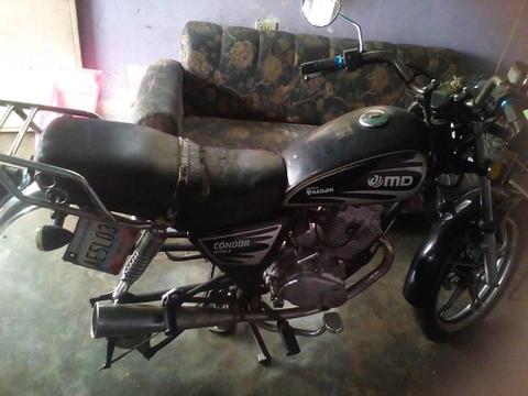 vendo moto condo