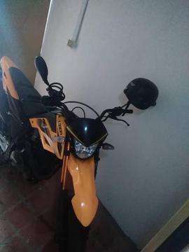 Moto Loncin Rover 250. Año 2013. 900 Km