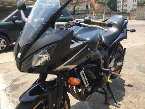 Moto Yamaha Fazer 600Fz