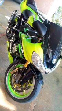 Kawasaki ninja zx10