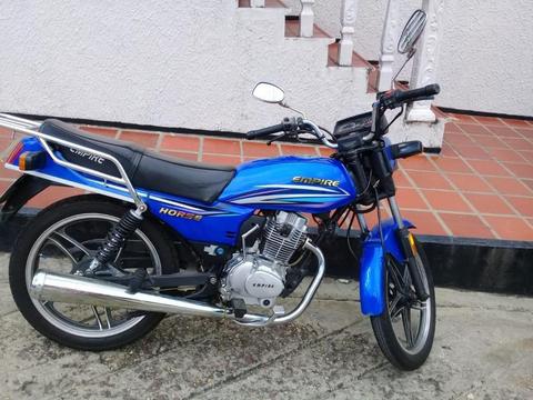 SE VENDE MOTO HORSE 2014