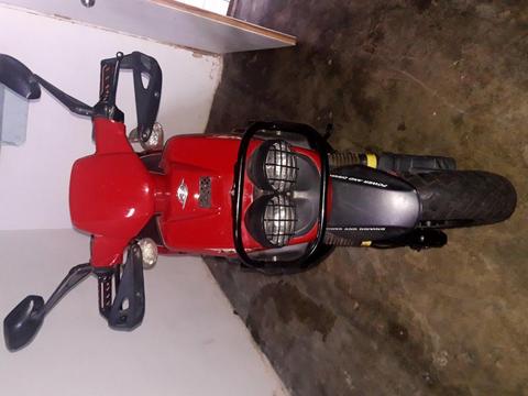 MOTO BERA BWS 150