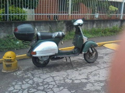 EXCELENTE MOTO VESPA A PRECIO DE OFERTA