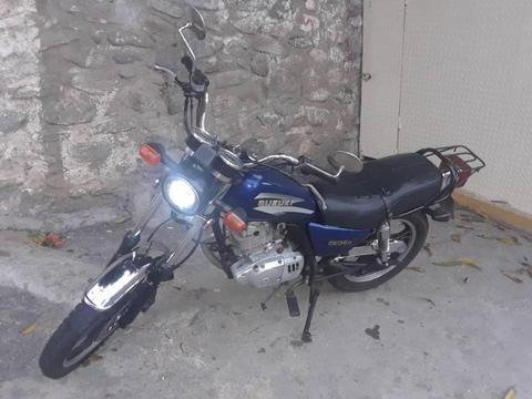 Moto Suzuki Gn 125