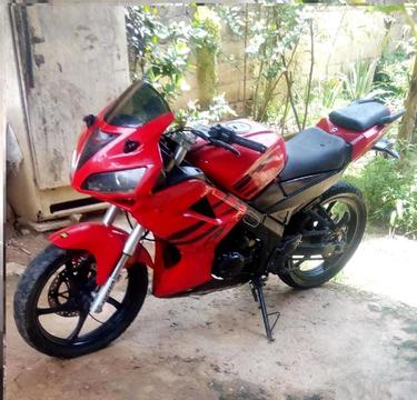 moto r1 bera 2013