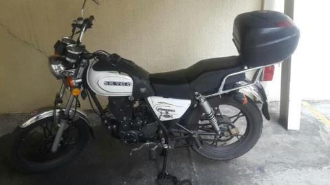 Vendo Moto Skygor Scorpion Año 2013