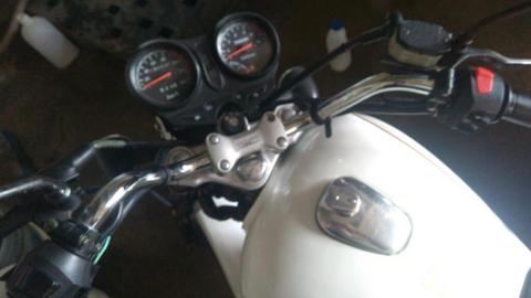 Vendo Moto Md Alcon 2014