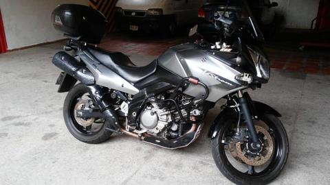 Suzuki Vstrom 2011