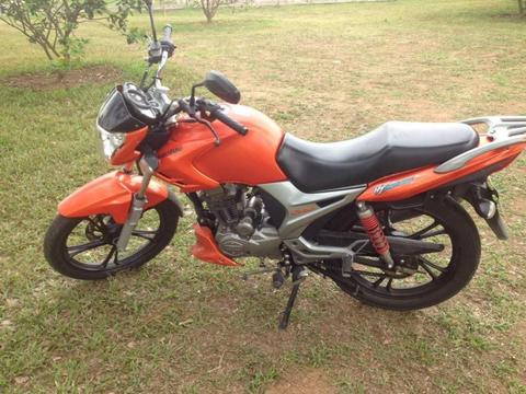 Moto Hajoue