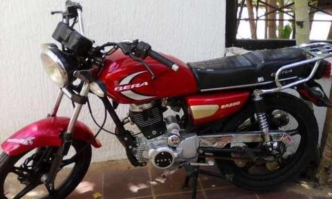 se vende moto bera 200. año 2016