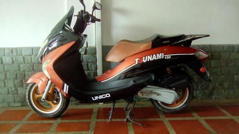 Moto Unico Tsunami 150cc, Muy Poco Uso