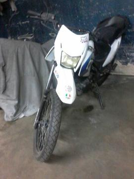 Moto Bera Dt 200 2011