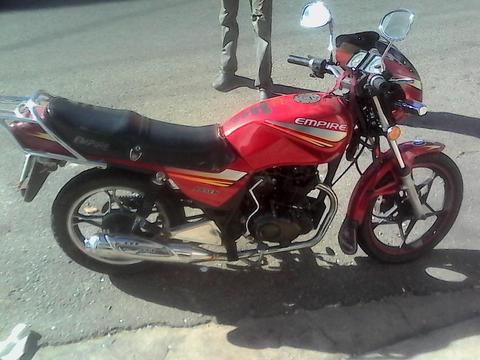 vendo moto empire