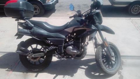 MOTO TX 2012