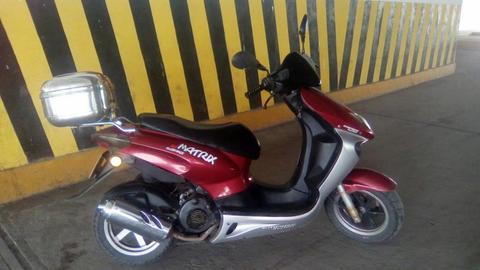 MOTO MATRIX ELEGANT 2012 150CC EN BUENAS CONDICIONES