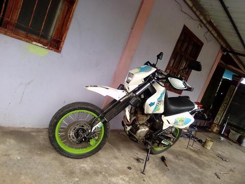 Vendo O Cambio Moto Dr