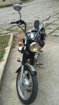 Vendo Moto Super Shadow 250cc