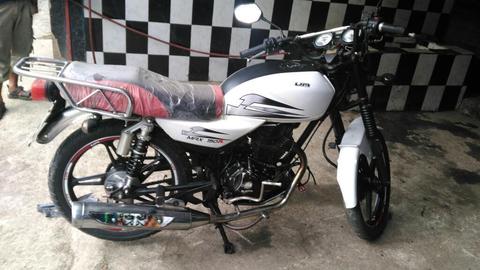 Moto Um Max 150