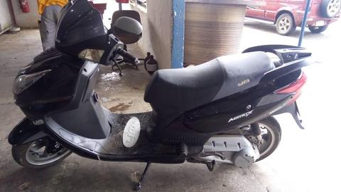 Moto Matrix Scooter 2015