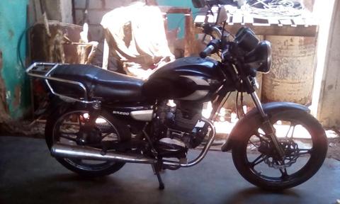 vendo moto bera 200 motivo de viaje