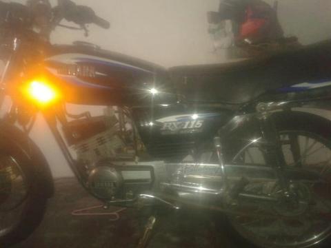 Vendo Yamaha 115 Nuevesito 04265319310