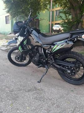 se vende o se cambia klr 650