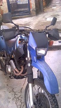 Moto Yamaha 600 Año 2002