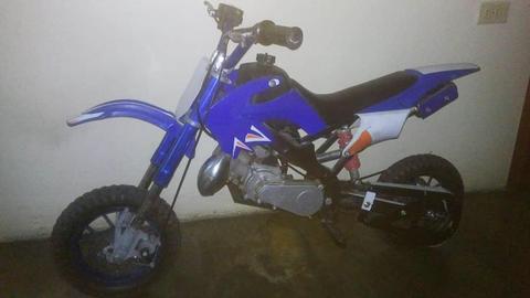 VENDO MOTO PARA NIÑO