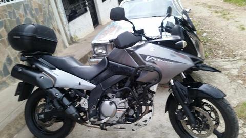 Vstrom 2012 Impecable con Solo 15.500 Km