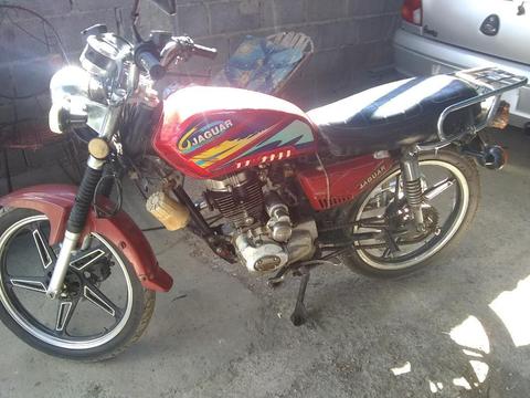 Vendo Moto Jaguar