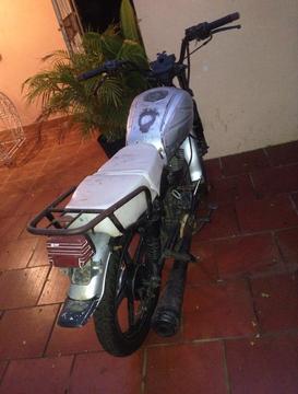 Moto Bera200