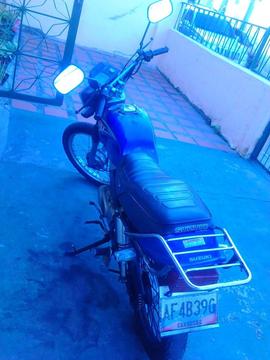 Vendo Moto Suzuki 100cc
