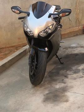 Moto Honda Cbr1000