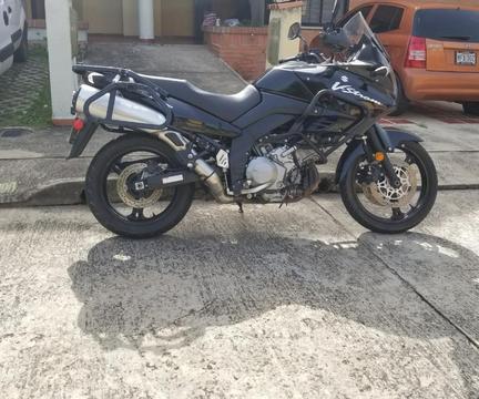 Suzuki Vstrom 1000 2013