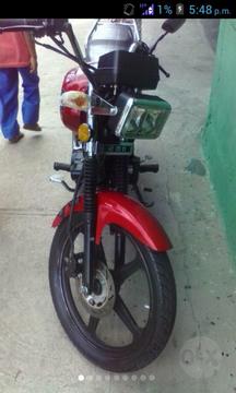 Se Vende Moto Md 2015