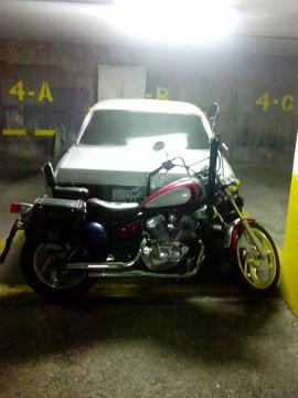 Vendo Mi moto Supershadow 250cc año 2011
