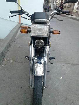 Moto Suzuki Ax 100