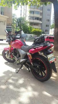 Se Vende Moto Rkv