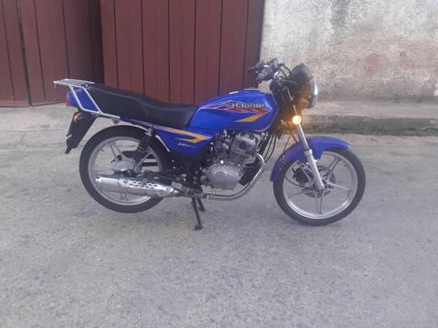 Vendo mi haojue poco uso perfecto estado 320