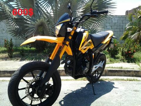 SE VENDE O SE CAMBIA LONCI ROVER 250cc 2013