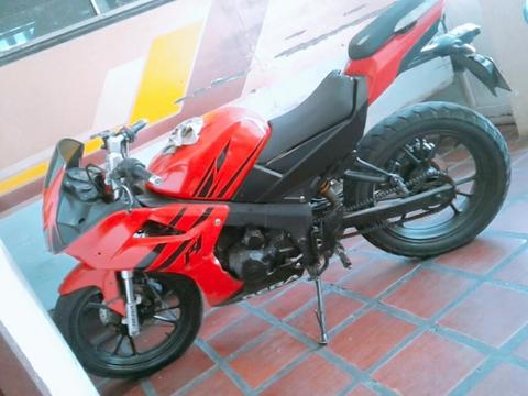 Bera R1 2014 Conservada Poco Km Nose Usa