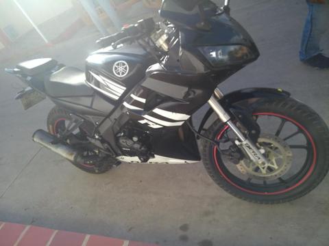 Vendo Moto Bera R1