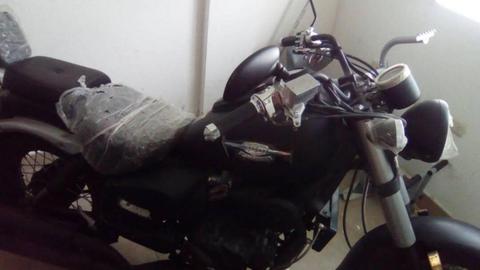 Moto Um Renegade Black Edition modelo 2014