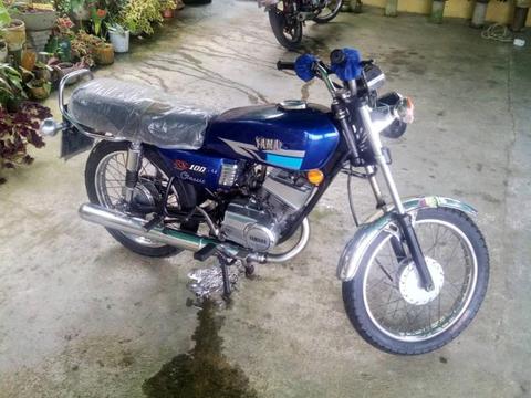 Moto Yamaha Rx100