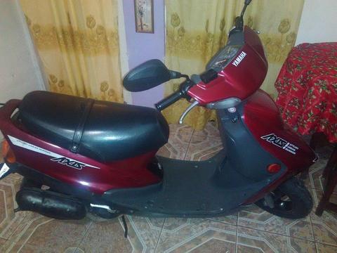 Moto axil 2002