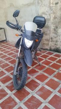 vendo moto tx 2012