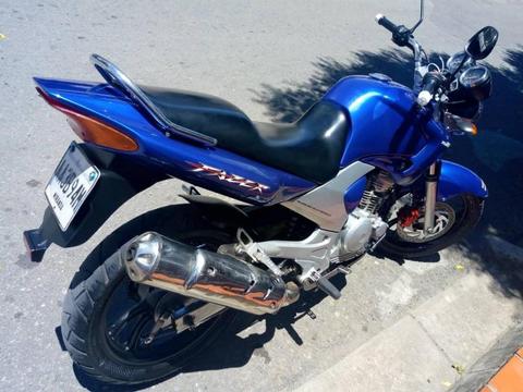 Vendo Fazer 250 YAMAHA 2008